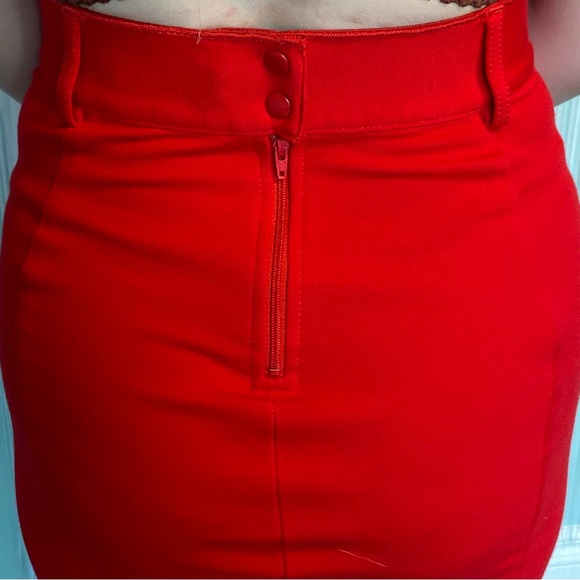 Body by Victoria Red Pencil Skirt Size 0 - Picture 13 of 16